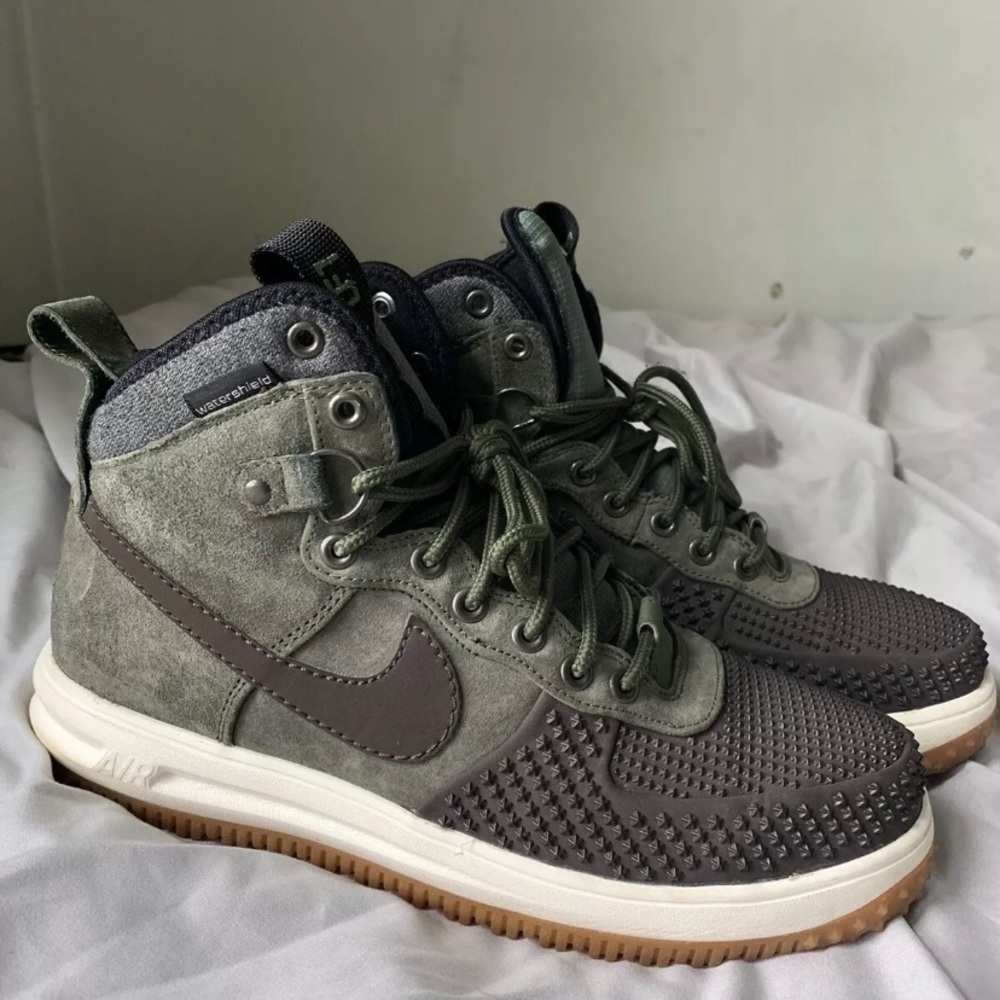 Nike Air Force 1 one duck boot lunar